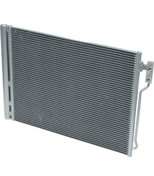 Condensador de Aire Acondicionado para autos BMW modelo 528i (2012-2016)
